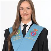 ¡Hola! Soy una estudiante de Magisterio de Educación Primaria con muchas ganas de ayudar a los demás a aprender y sacar el mayor partido de cada estudiante